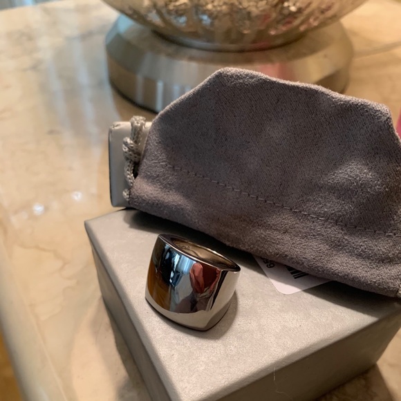 Silver statement ring - Picture 2 of 6